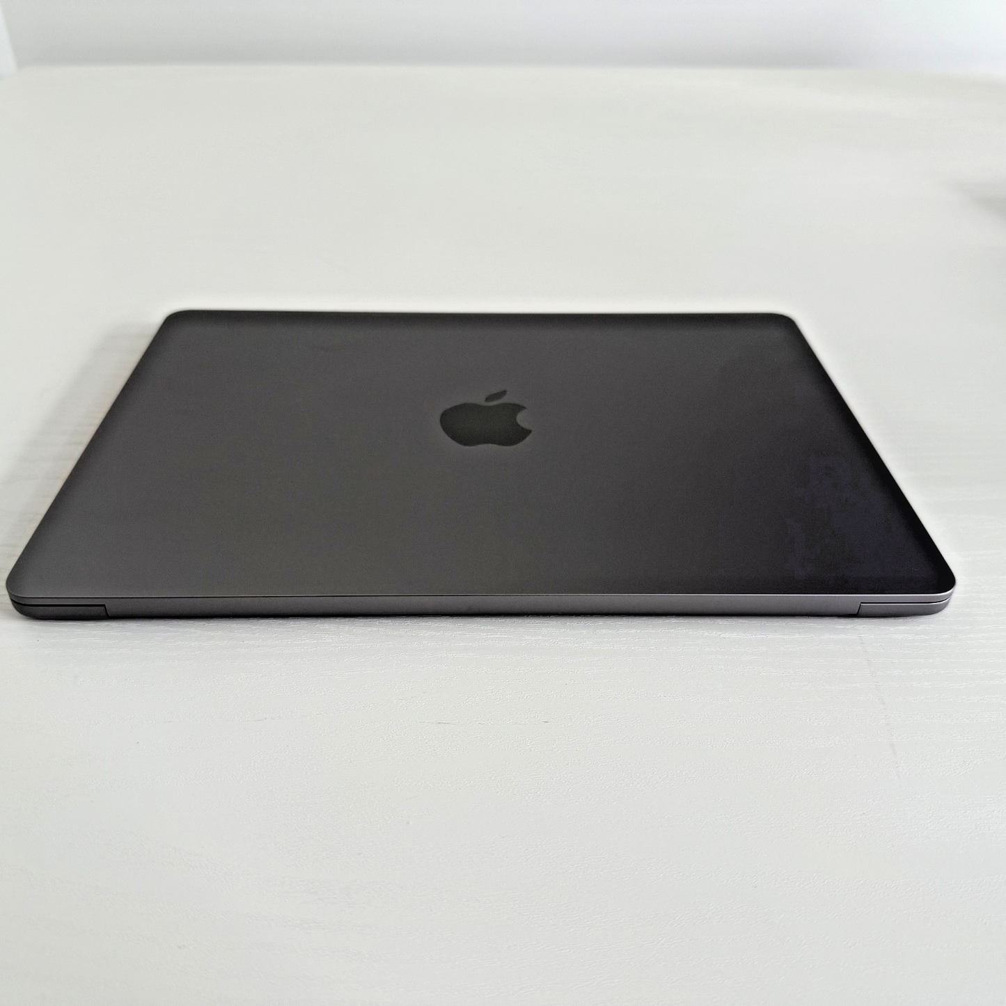 Refurbished MacBook Air 13" (2024) M3 | Space Grey | 512GB SSD