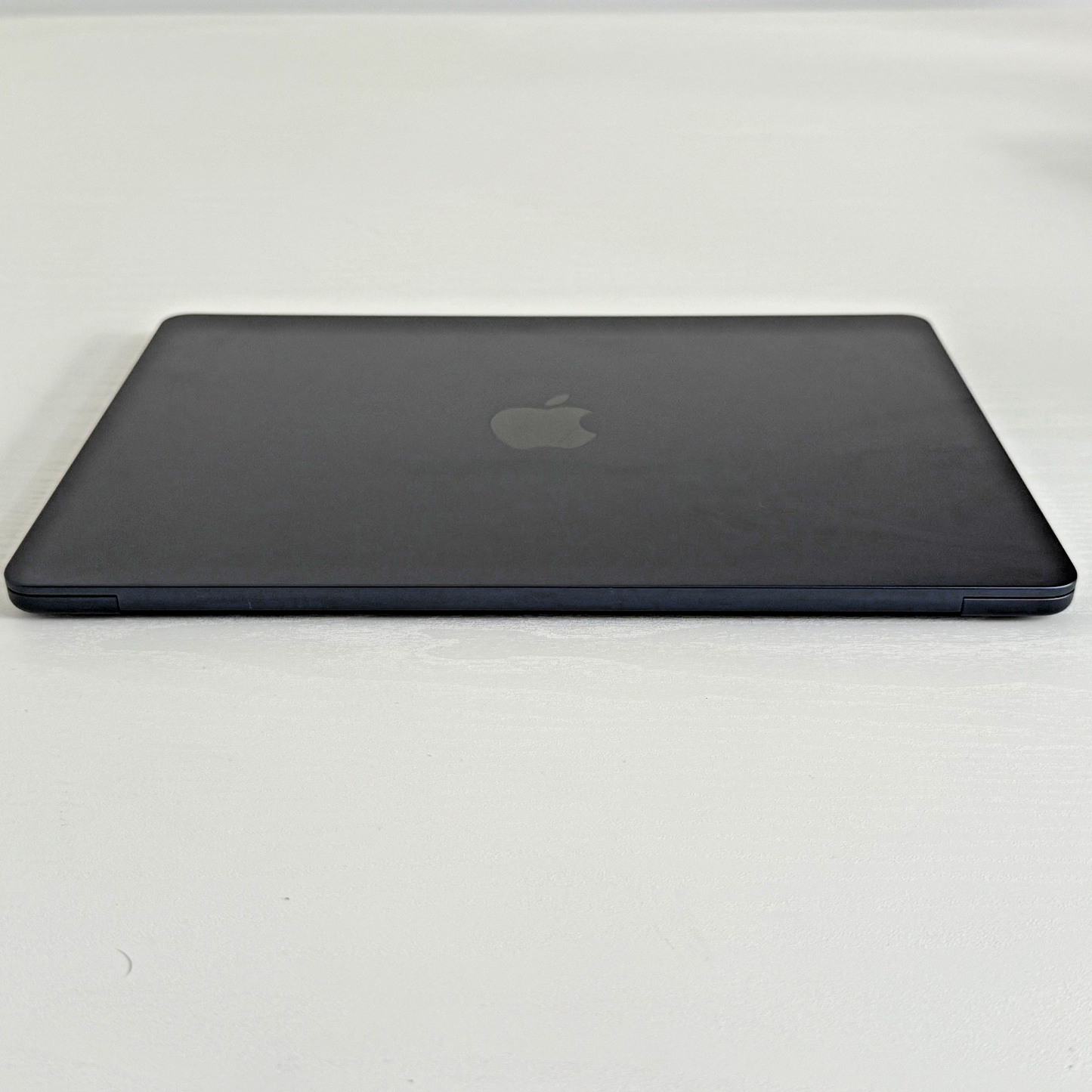 Apple MacBook Air 13" (2024) M3 | 8-Core CPU 10-Core GPU | 16GB | 512GB | Midnight | GRADE A
