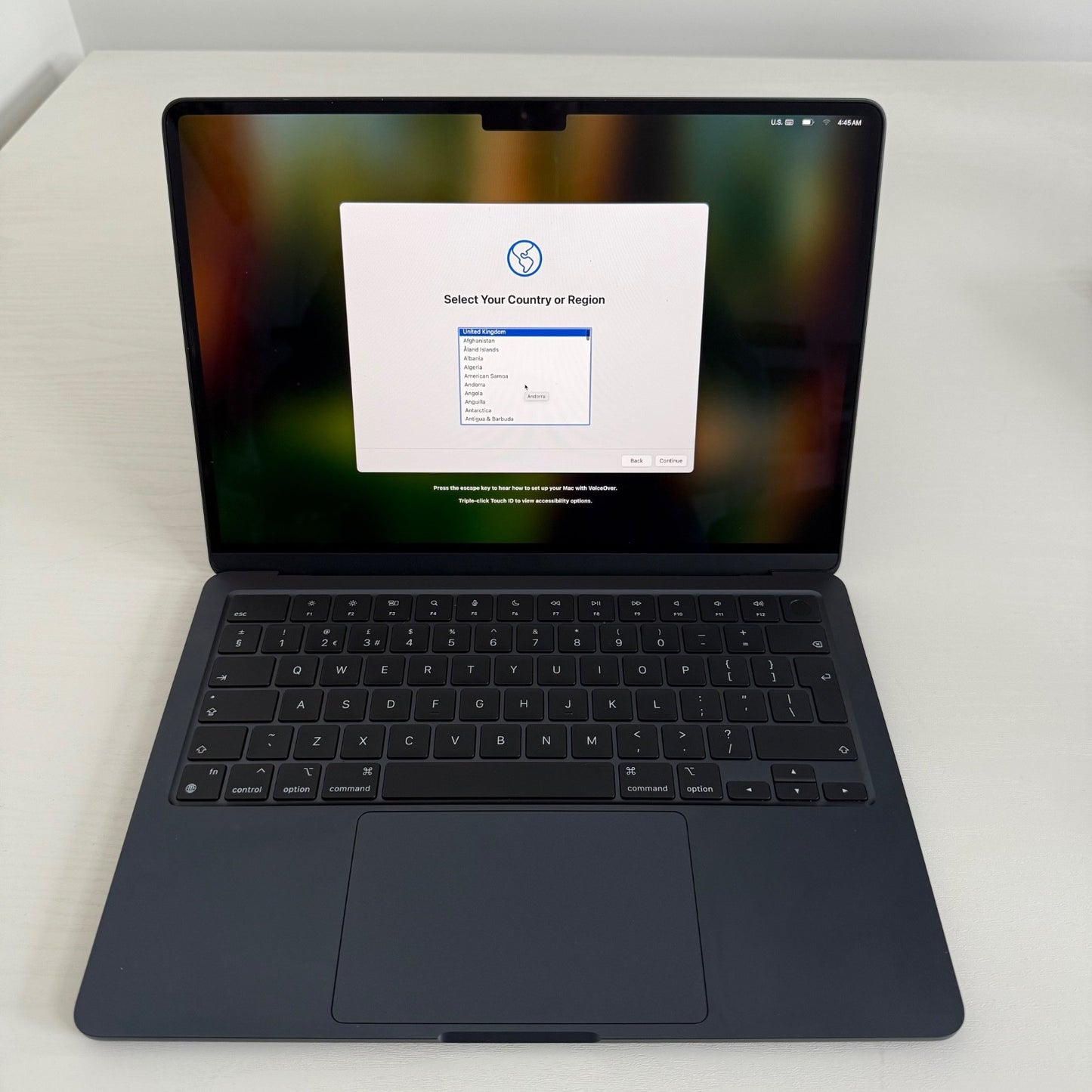 Apple MacBook Air 13" (2024) M3 | 8-Core CPU 10-Core GPU | 16GB | 512GB | Midnight | GRADE A