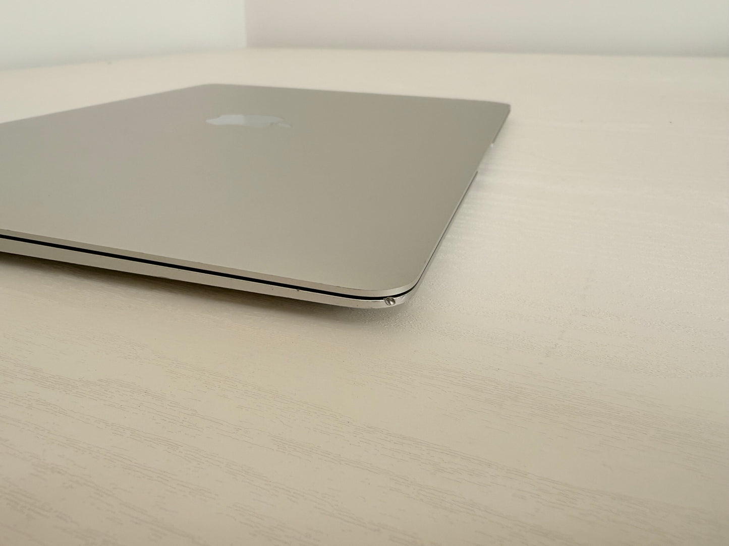 Apple MacBook 12" (Early 2016) Intel Core M5 | 8GB RAM | 512GB SSD | Silver | Grade B