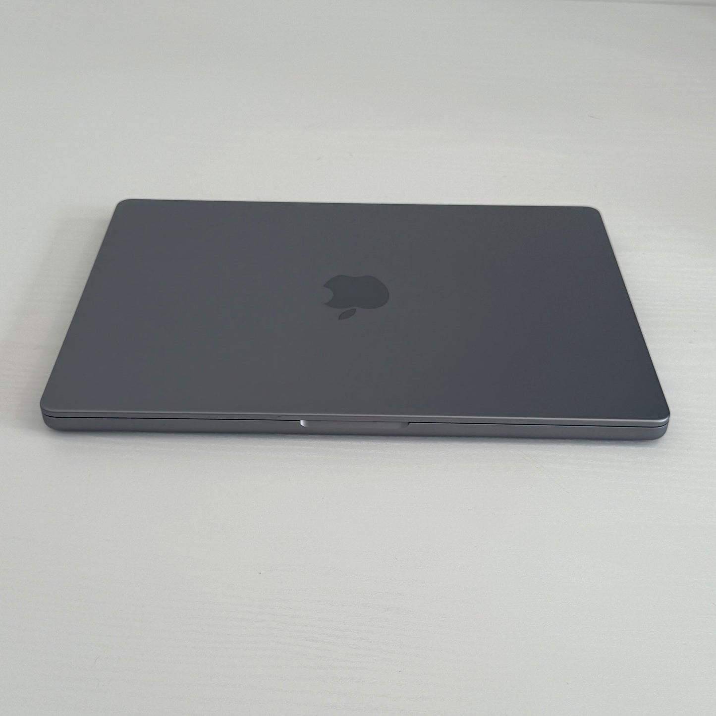 Apple MacBook Pro 14" (2021) M1 Pro | 10-Core CPU 16-Core GPU | 16GB| 1TB |Grey| GRADE B