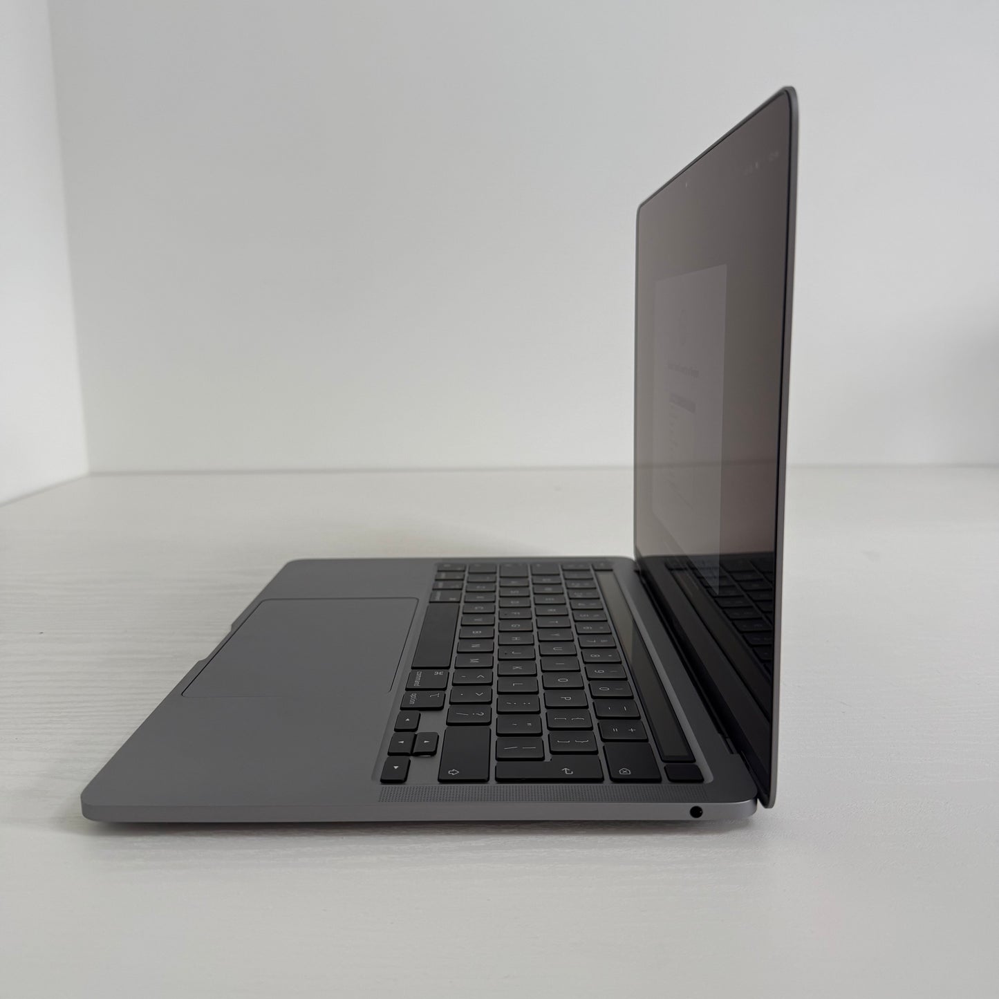 Apple MacBook Pro 13" (2022) M2 | 8-Core CPU 10-Core GPU | 8GB | 256GB | Space Gray | GRADE A