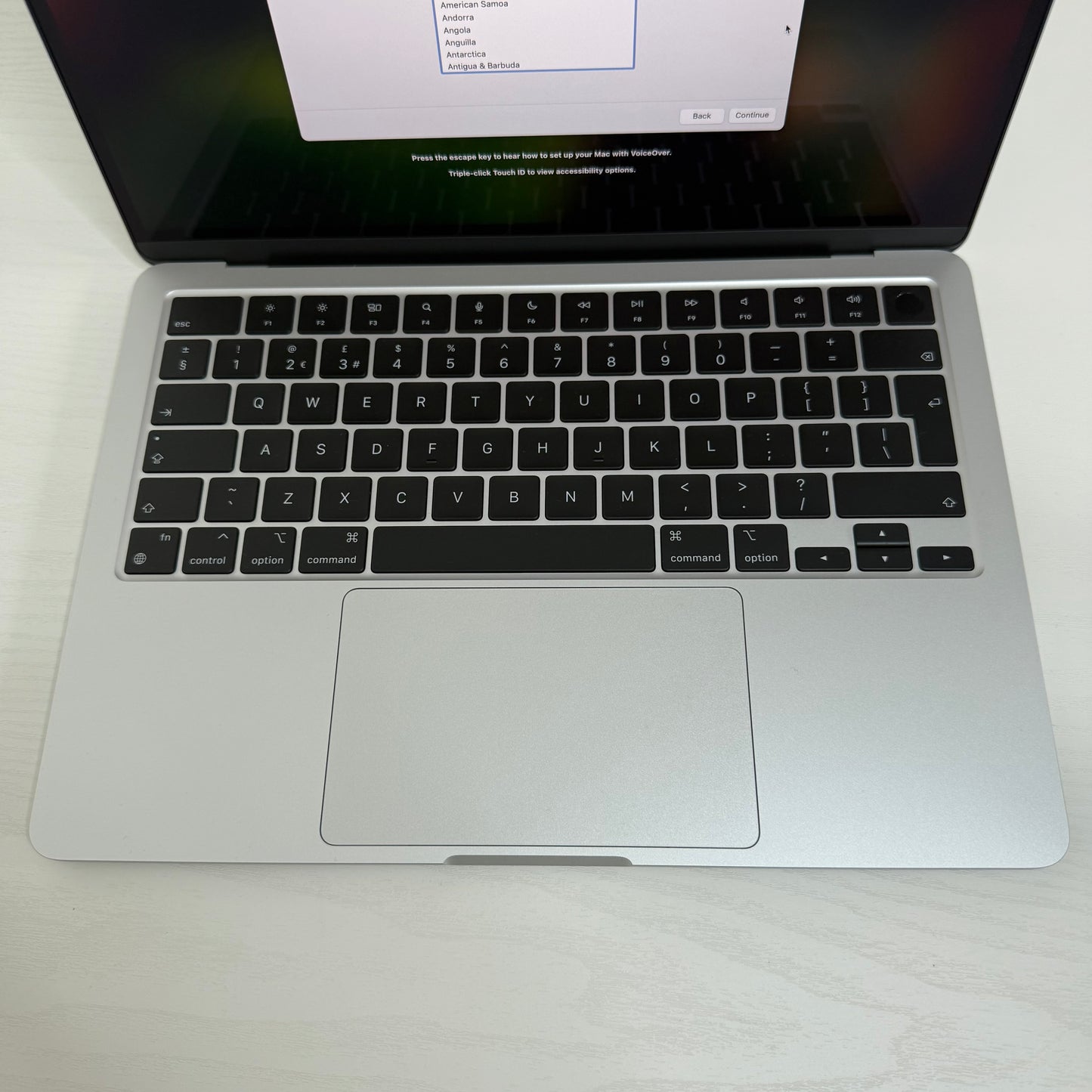 Apple MacBook Air 13" (2024) M3 | 8-Core CPU 10-Core GPU | 8GB | 512GB | Silver | GRADE A