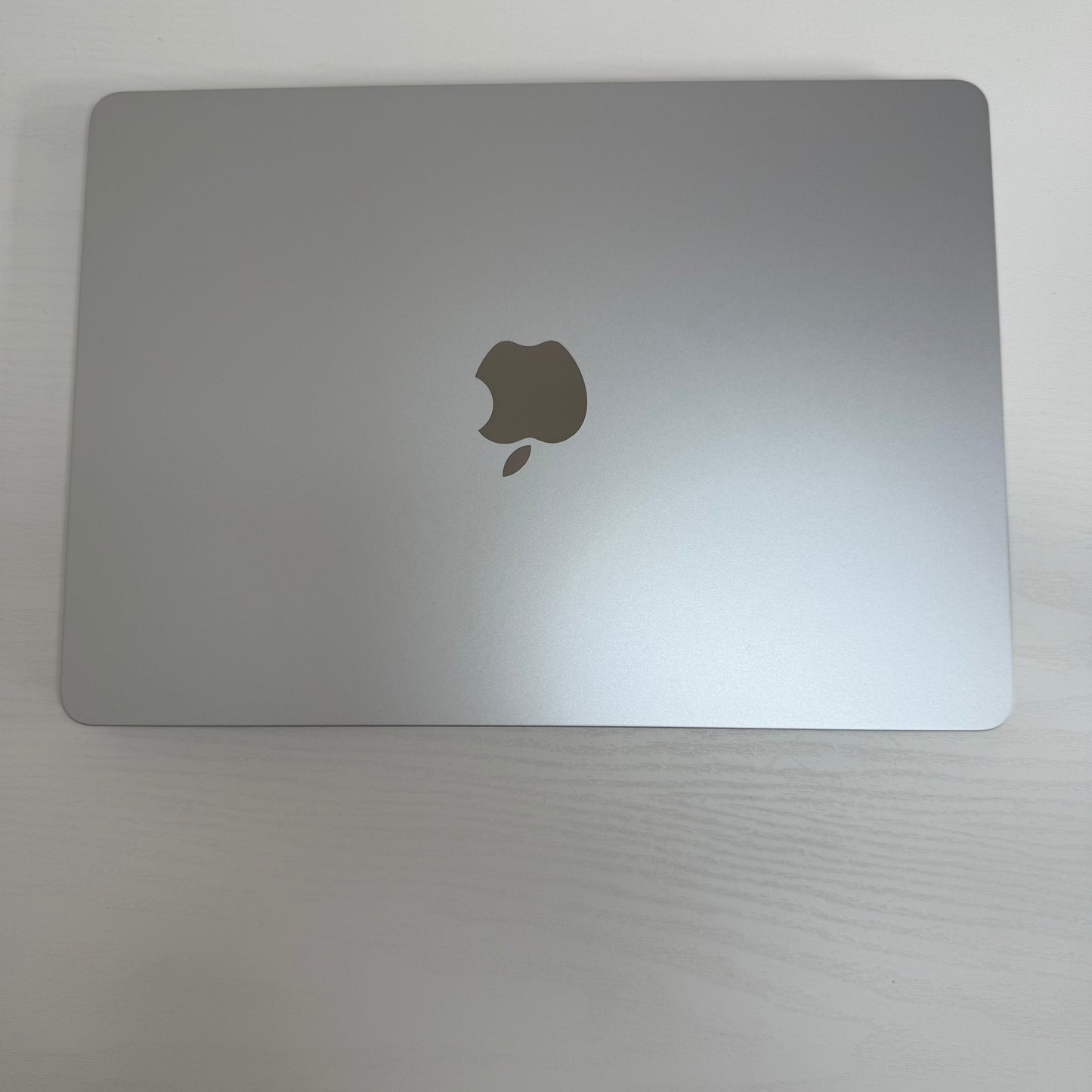 Apple MacBook Air 13" (2024) M3 | 8-Core CPU 10-Core GPU | 8GB | 512GB | Silver | GRADE A
