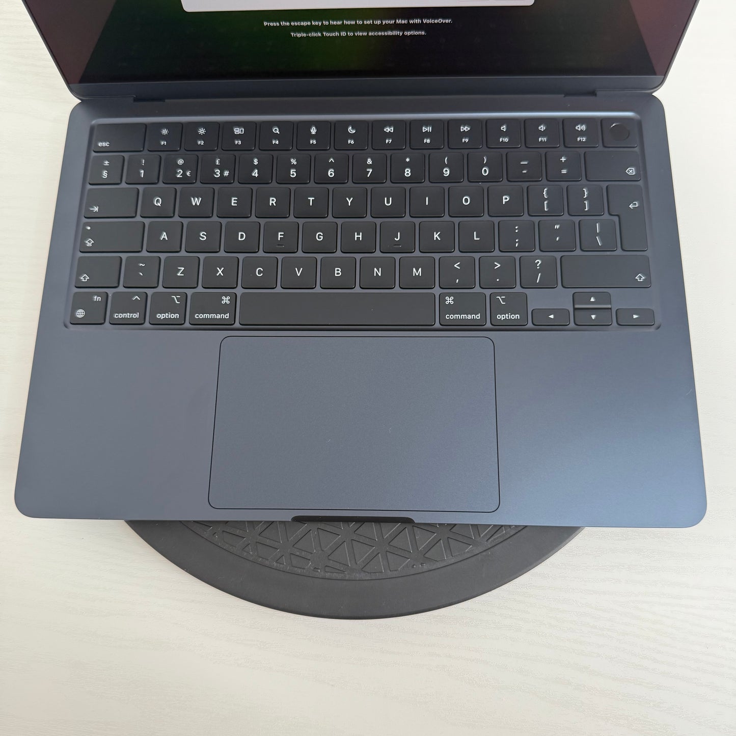 Apple MacBook Air 13" (2024) M3 | 8-Core CPU 10-Core GPU | 8GB | 512GB | Midnight | GRADE A