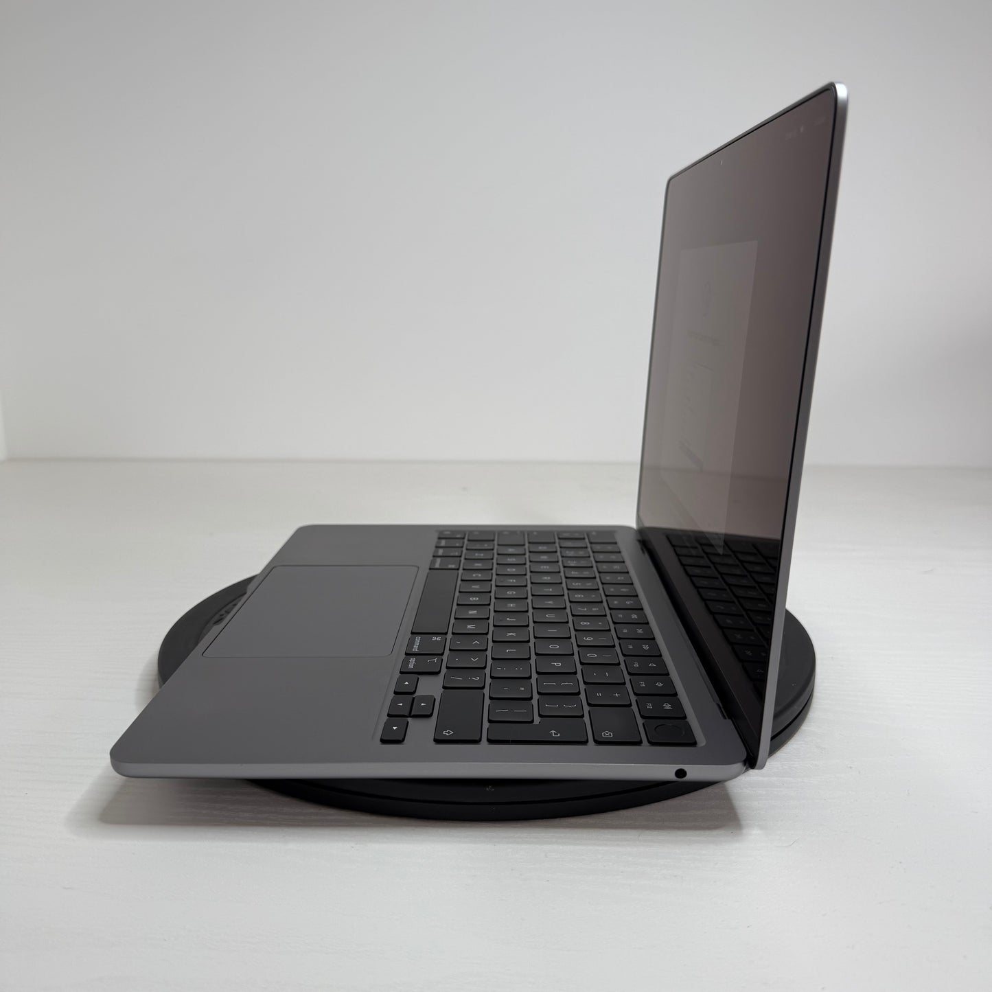 Apple MacBook Air 13" (2024) M3 | 8-Core CPU 10-Core GPU | 8GB | 512GB | Space Grey | GRADE C