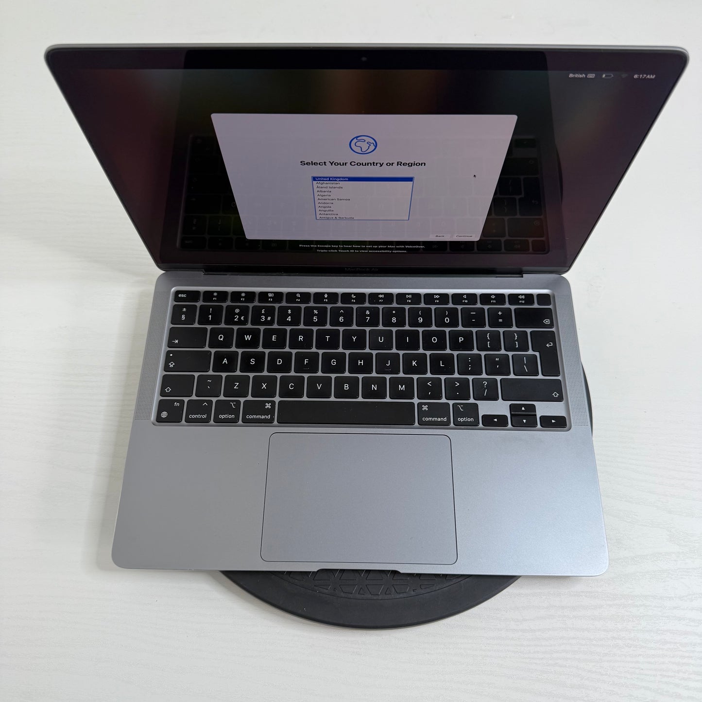 Apple MacBook Air 13" (2020) M1 | 8-Core CPU 8-Core GPU | 8GB | 512GB | Space Grey | GRADE B
