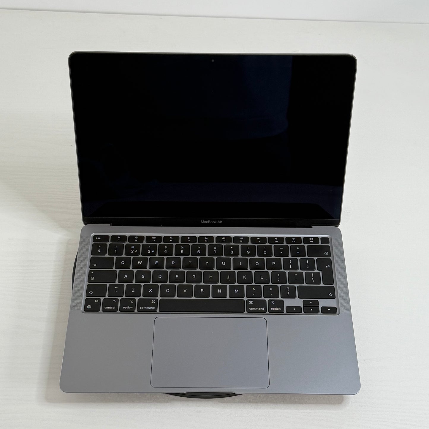 Apple MacBook Air 13" (2020) M1 | 8-Core CPU 8-Core GPU | 8GB | 512GB | Space Grey | GRADE B