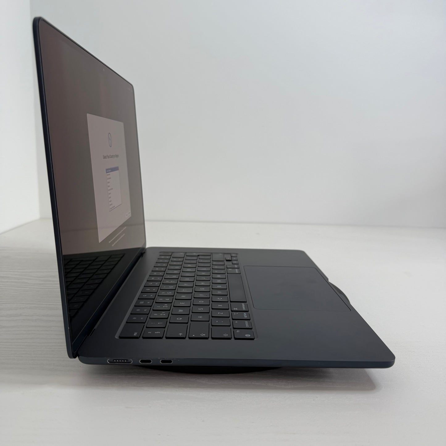 Apple MacBook Air 15" (2023) M2 | 8-Core CPU 10-Core GPU | 8GB |512GB | Midnight | GRADE B