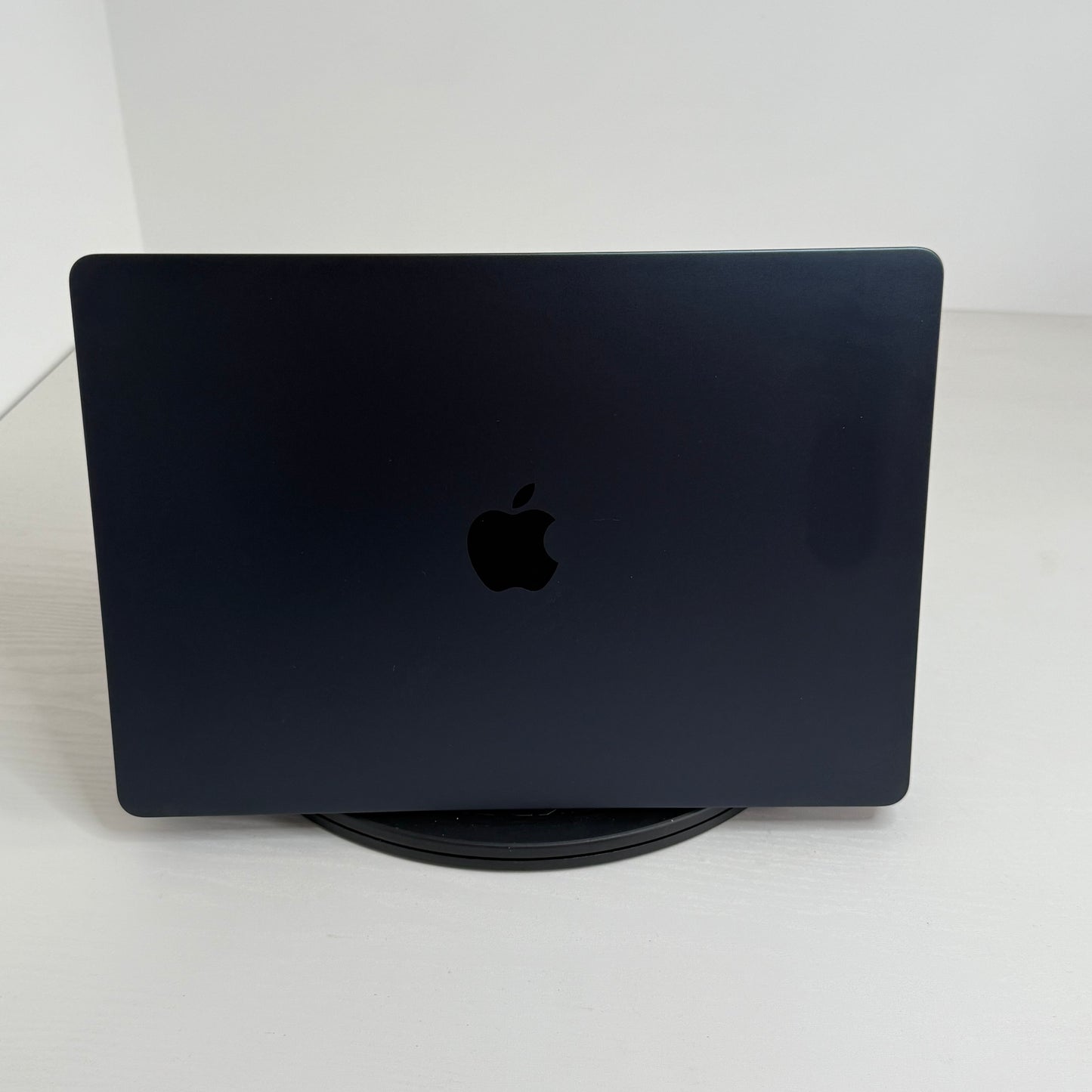 Apple MacBook Air 15" (2023) M2 | 8-Core CPU 10-Core GPU | 8GB |512GB | Midnight | GRADE B