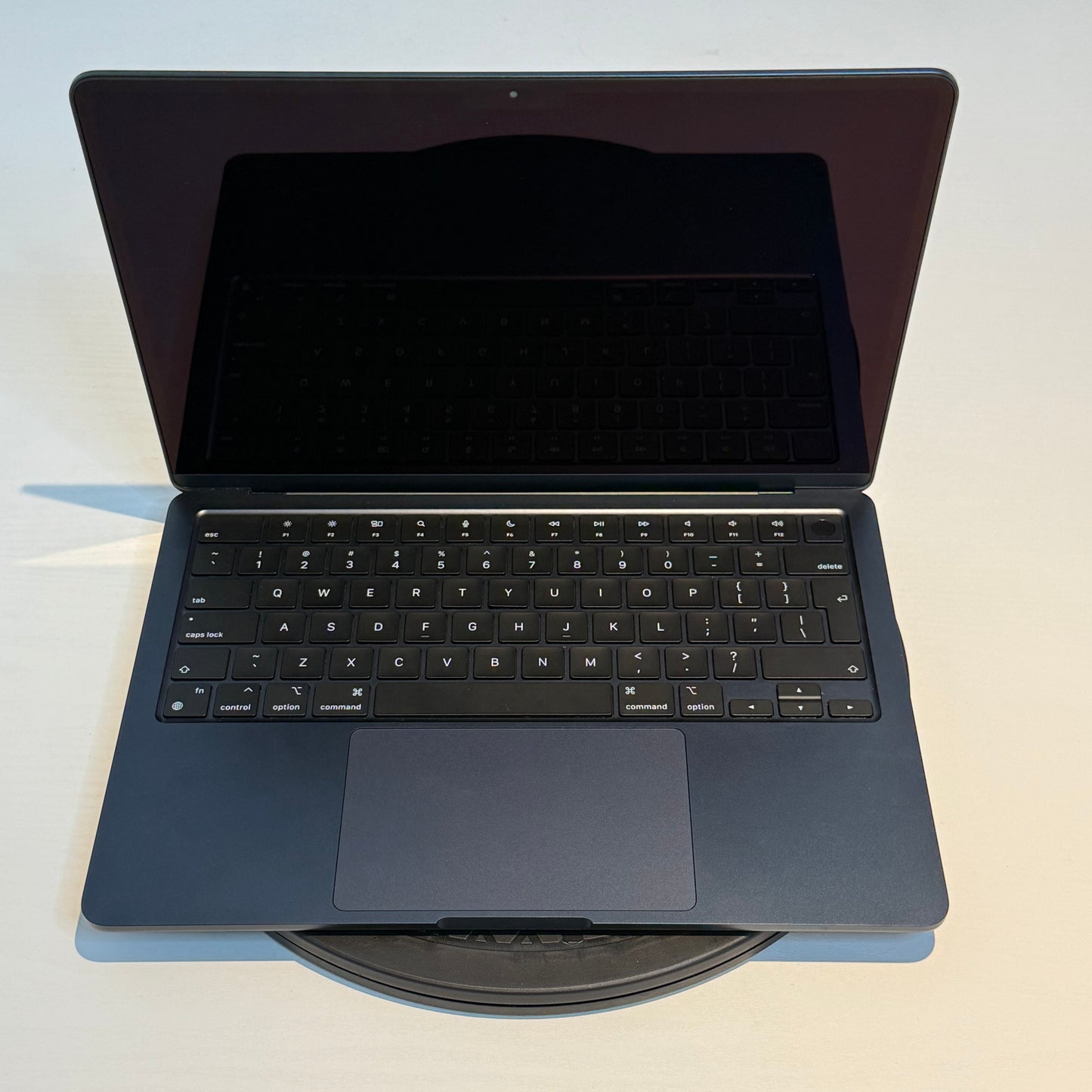 Apple MacBook Air 13" (2024) M3 | 8-Core CPU 10-Core GPU | 16GB | 512GB | Midnight | GRADE B