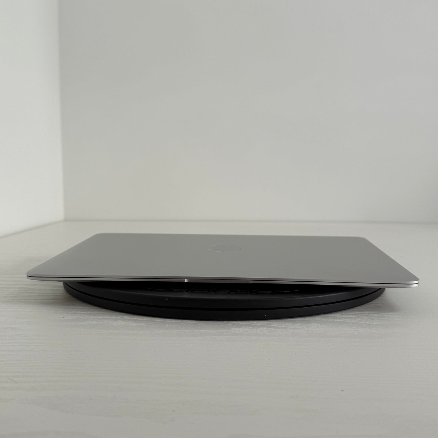 Apple MacBook Air 13β³ (2020) | 10th Gen Intel Core i5 | 8GB | 512GB SSD | Silver | GRADE B