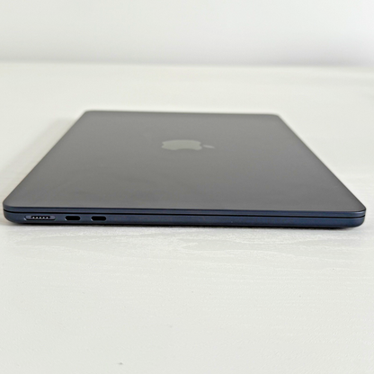 Apple MacBook Air 13" (2024) M3 | 8-Core CPU 10-Core GPU | 16GB | 512GB | Midnight | GRADE A