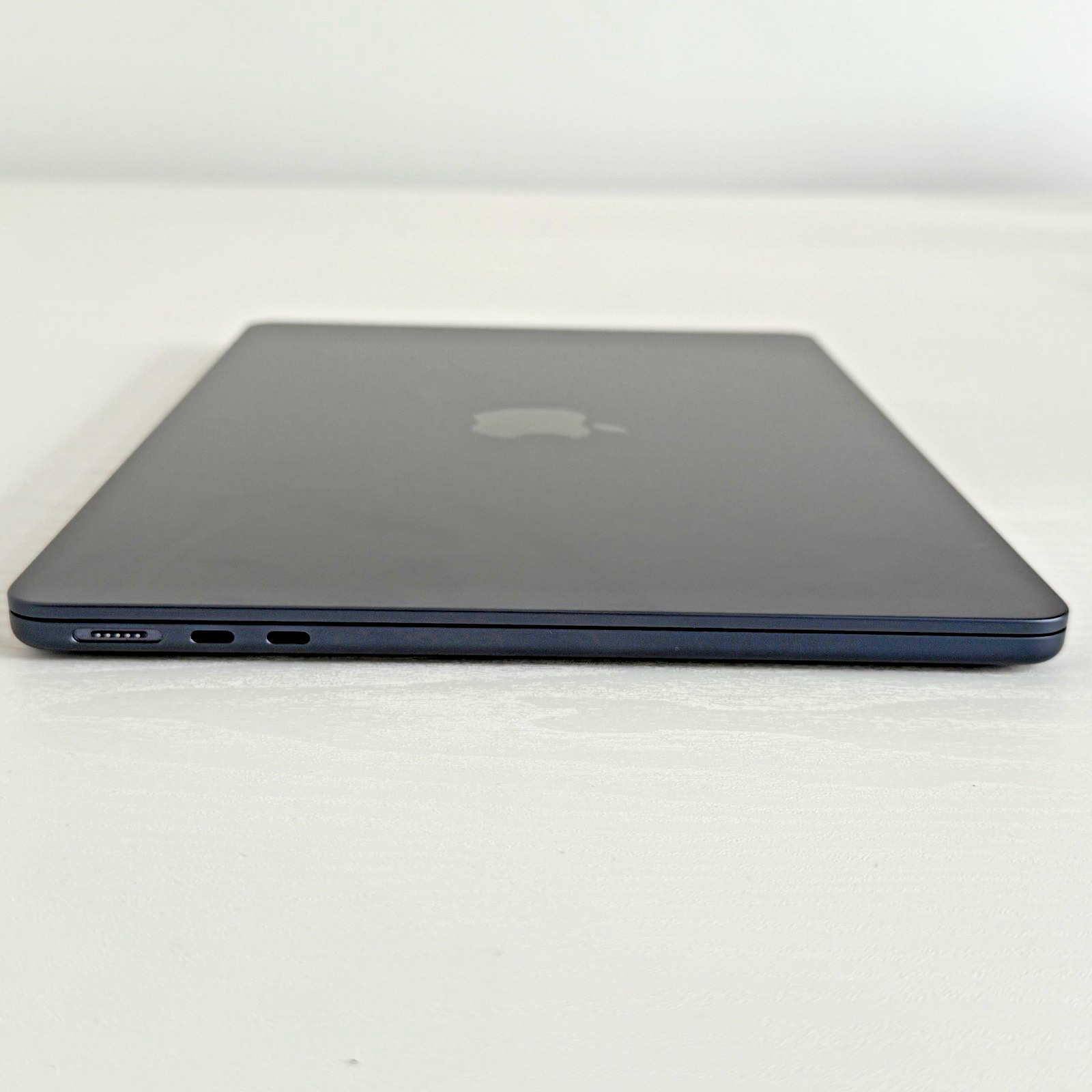 Refurbished MacBook Air 13" (2024) M3 | Midnight | 512GB SSD
