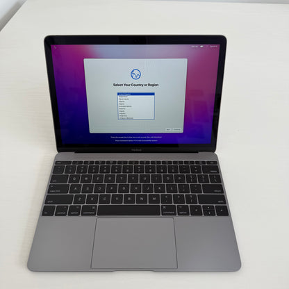 Apple MacBook 12" (2017) Intel Core M3 | 1.1GHz | 8GB RAM | 256GB SSD | Space Grey | GRADE C