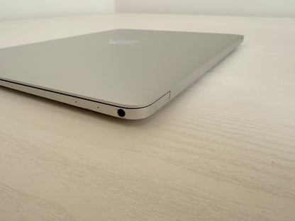 Apple MacBook 12" (Early 2016) Intel Core M5 | 8GB RAM | 512GB SSD | Silver | Grade B