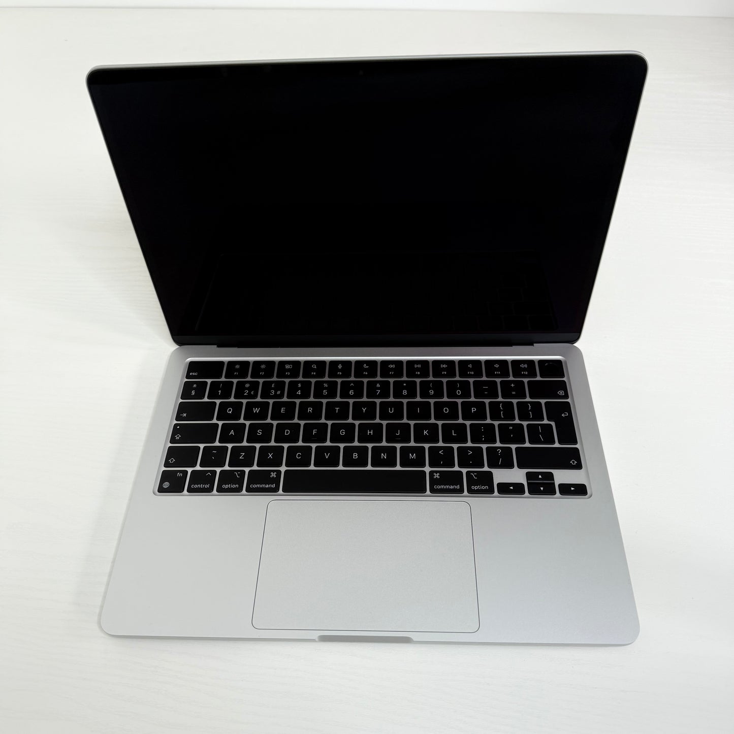 Apple MacBook Air 13" (2024) M3 | 8-Core CPU 10-Core GPU | 8GB | 512GB | Silver | GRADE A