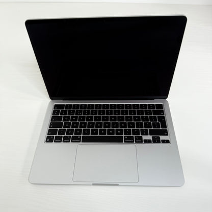 Apple MacBook Air 13" (2024) M3 | 8-Core CPU 10-Core GPU | 8GB | 512GB | Silver | GRADE A