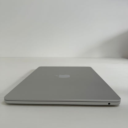 Apple MacBook Air 13" (2024) M3 | 8-Core CPU 10-Core GPU | 8GB | 512GB | Silver | GRADE A