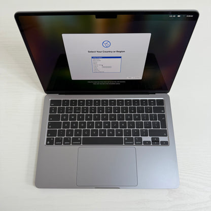 Apple MacBook Air 13" (2024) M3 | 8-Core CPU 10-Core GPU | 8GB|512GB | Space Gray | GRADE A
