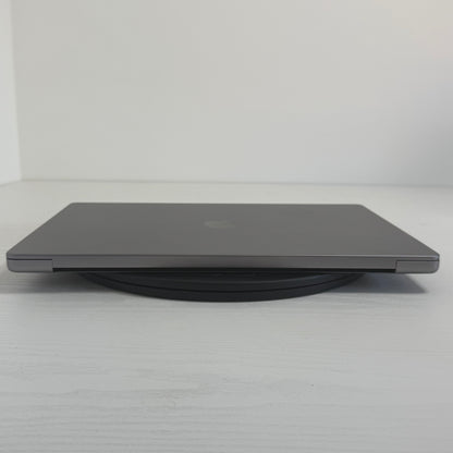 Apple MacBook Pro 16" (2021) M1 Pro | 10-Core CPU 16-Core GPU | 16GB | 1TB | Space Gray | GRADE B