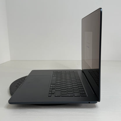 Apple MacBook Air 15" (2023) M2 | 8-Core CPU 10-Core GPU | 8GB |512GB | Midnight | GRADE B