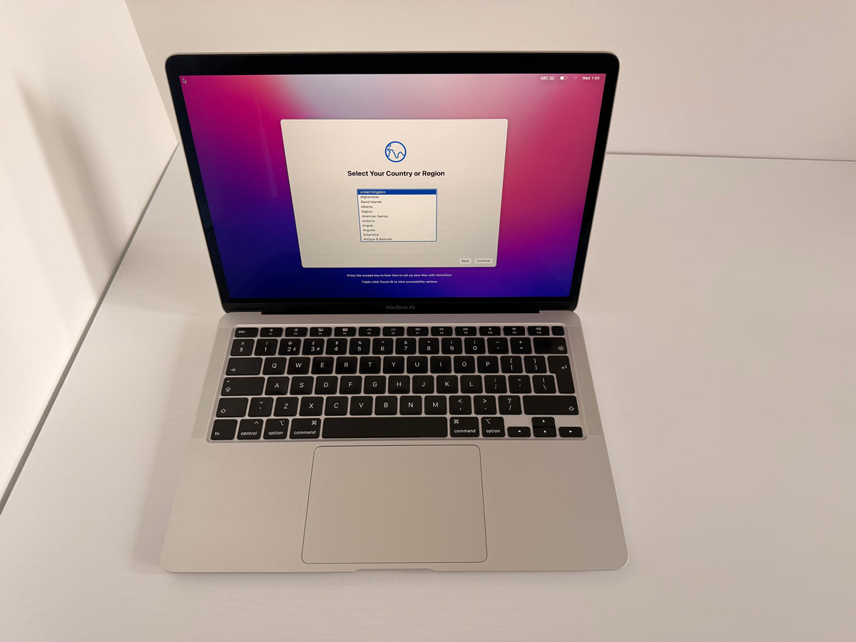 Apple MacBook Air 13-inch (2020) 10th Gen Intel Core i5 8GB RAM 512GB SSD Silver Grade A refurbished MacBook laptop with Retina display, slim aluminum design, and Phone check Certified quality assurance
