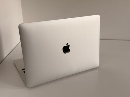 Apple MacBook Air 13" (2020) 10th Gen i5 | 8GB | 512GB SSD | Silver | Grade A