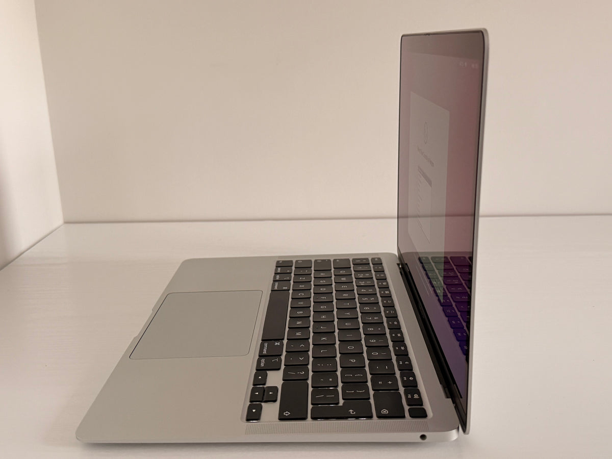 Apple MacBook Air 13-inch (2020) 10th Gen Intel Core i5 8GB RAM 512GB SSD Silver Grade A refurbished MacBook laptop with Retina display, slim aluminum design, and Phone check Certified quality assurance