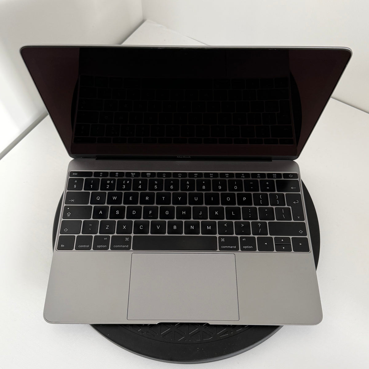 Apple MacBook 12" (2016) | Intel Core m5 | 8GB RAM | 512GB SSD | Space Grey | Grade B