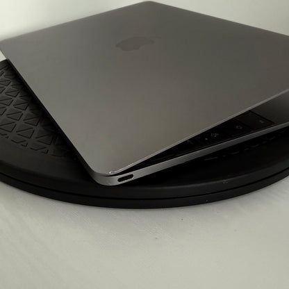 Apple MacBook 12" (2016) | Intel Core m5 | 8GB RAM | 512GB SSD | Space Grey | Grade B