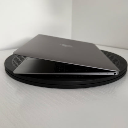 Apple MacBook 12" (2016) | Intel Core m5 | 8GB RAM | 512GB SSD | Space Grey | Grade B